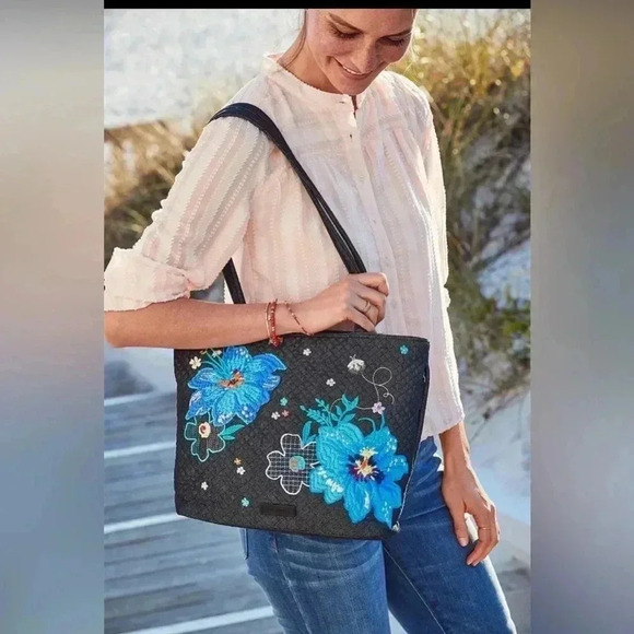 Vera Bradley Iconic Vera Tote Denim Navy Flowers - Picture 1 of 12